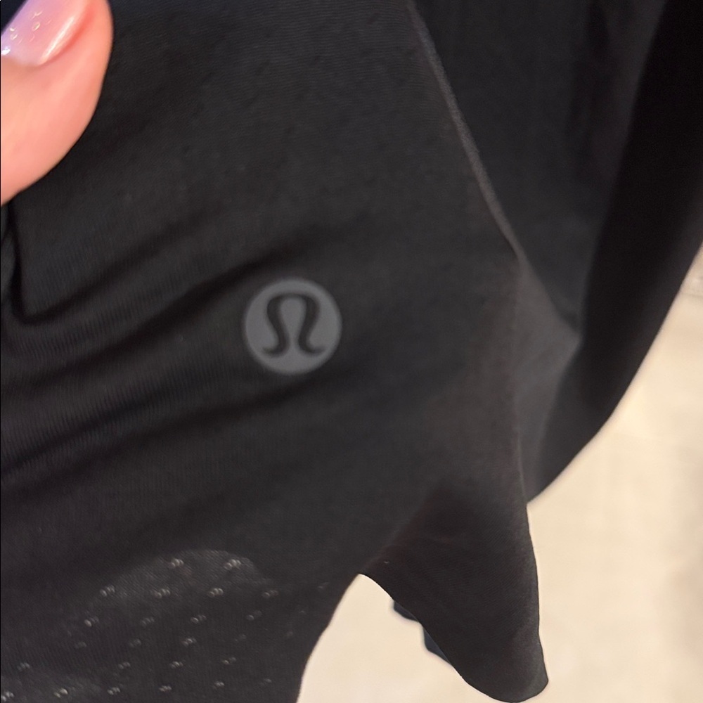 Lululemon athletica Black Sleeveless active top size XL - Picture 3 of 4